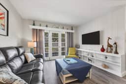 Relax at Blue Buttercup in Southside Village, Sarasota, Florida - Image 2