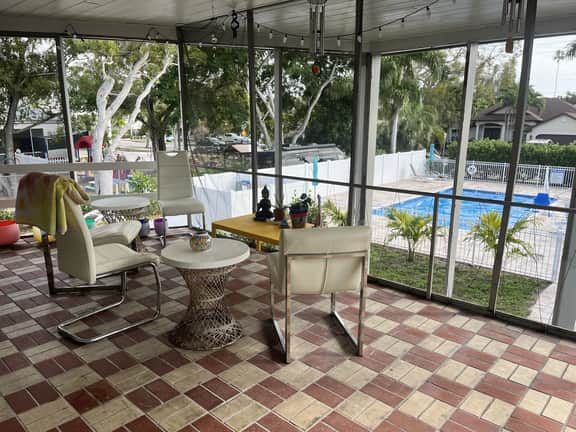 Southside Village Hacienda - Image 5